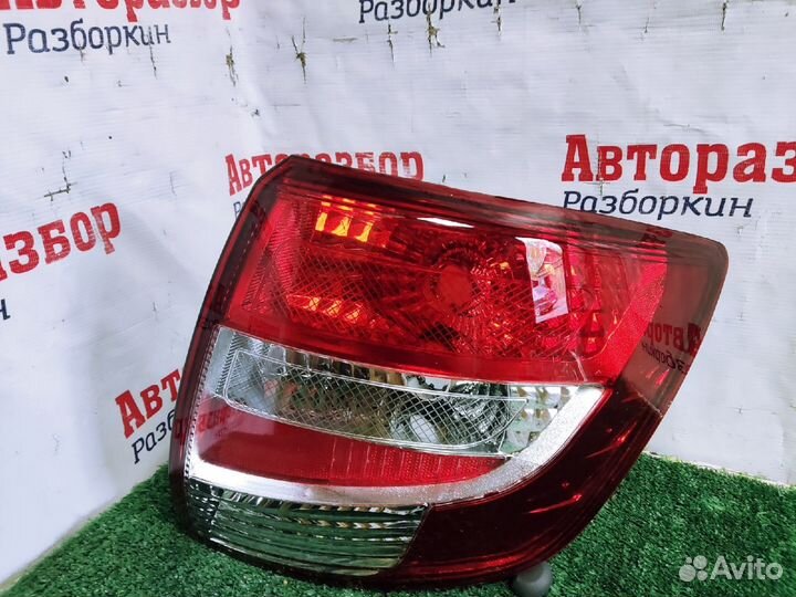 Фонарь правый гранта 2190 новый