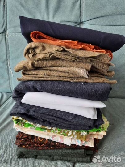 Ткани, швейные принадлежности, бисер, пряжа