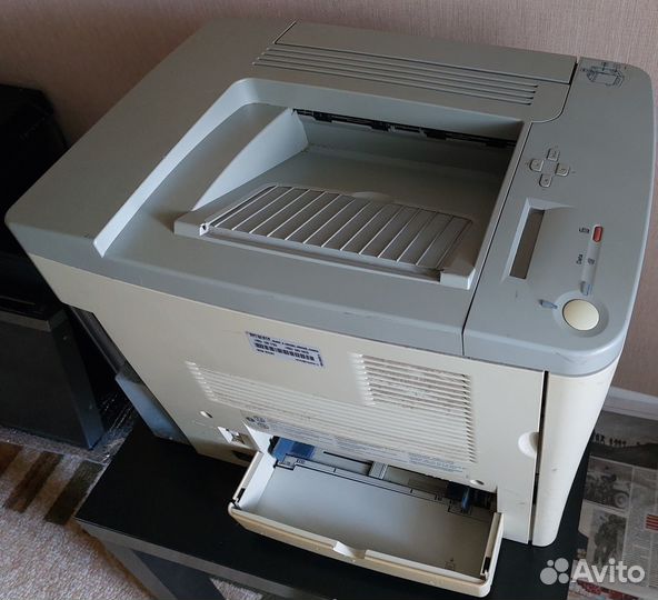 Принтер Epson AcuLaser 1900 цветной неисправный