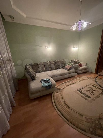 2-к. квартира, 67 м², 2/5 эт.