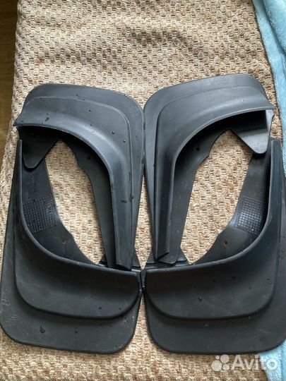 Брызговики универсальные