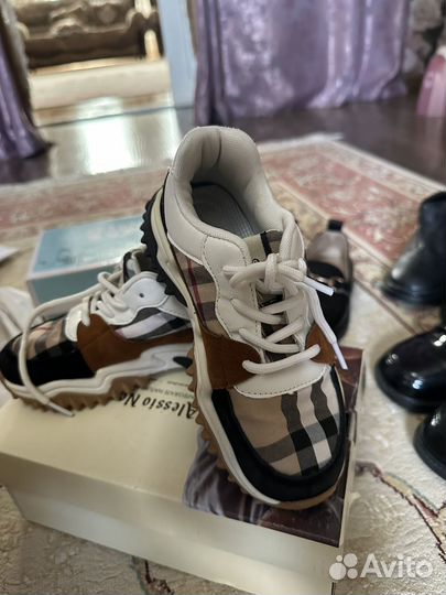 Красовки уни