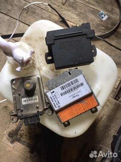 Мерседес 210 4.2 блоки управления