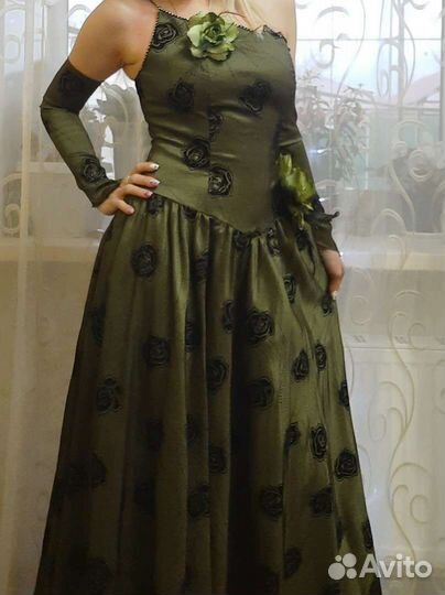 Продам платья