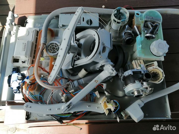 Посудомоечная машина hotpoint ariston LST 11677 на