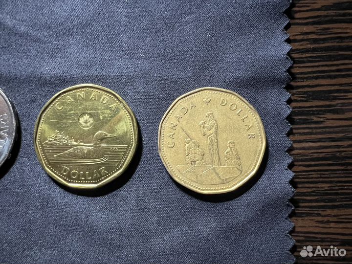 Монеты 2 евро, квотеры, доллары Канады