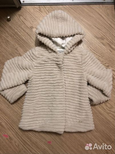Меховая куртка для девочки р. 122
