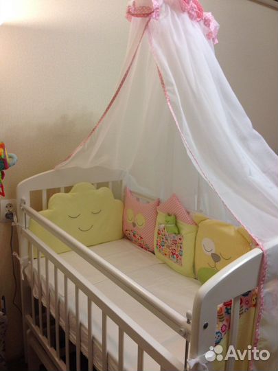Бортики и балдахин в кроватку для девочки