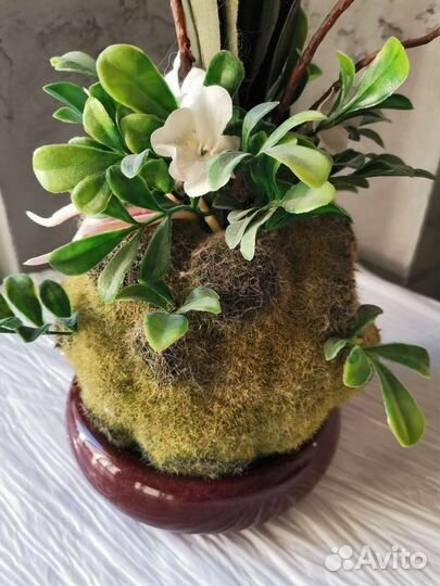 Искусственный цветок