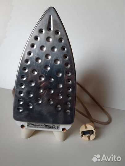 Утюг паровой Domotec MS-3387W