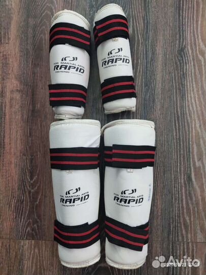 Комплект защиты для единоборств