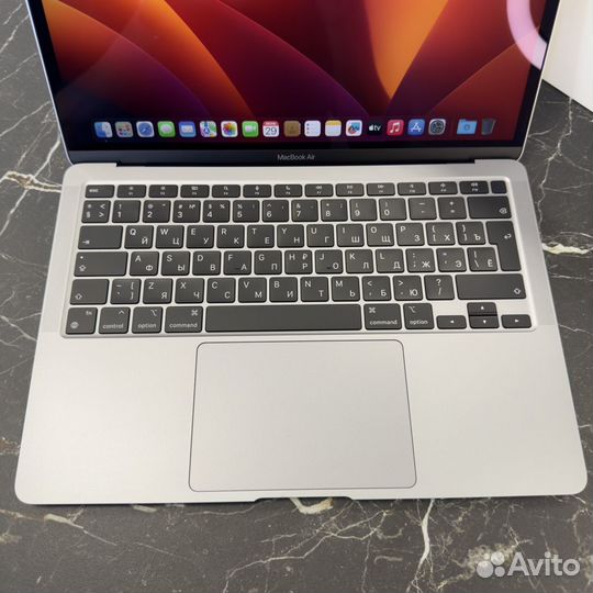 Apple MacBook Air 13