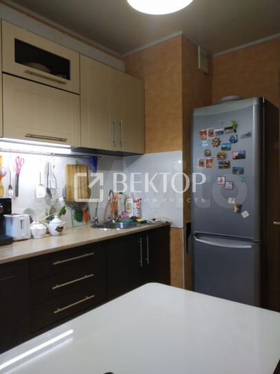 2-к. квартира, 60 м², 2/10 эт.