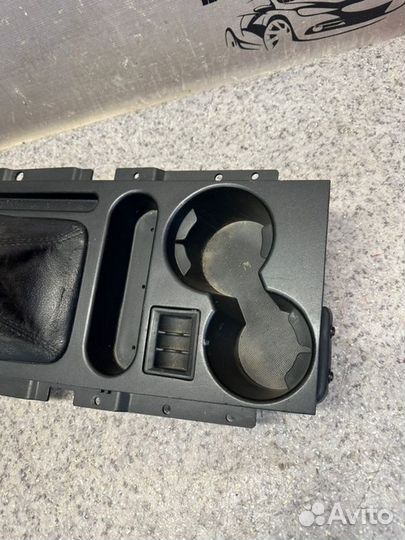 Накладка в салоне Kia Sorento 1 1 BL