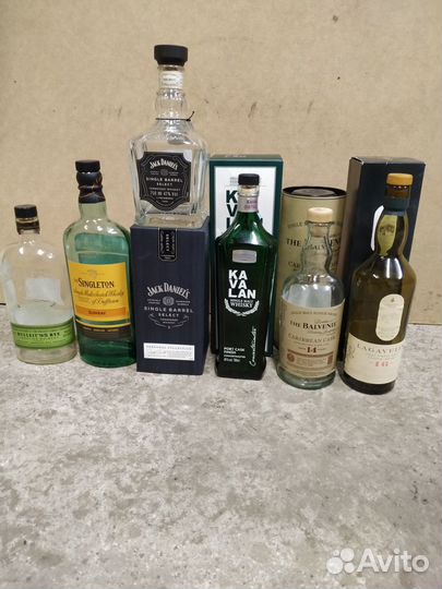 Бутылки пустые из-под алкогольных напитков