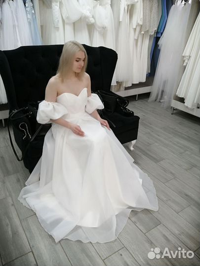 Свадебное платье и фата