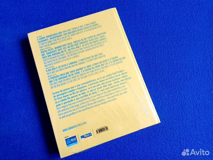 Книга Show Me Rio: Rio de Janeiro Revealed by Real