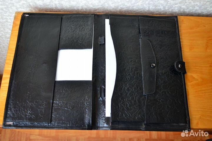 Папка кожаная с тиснением герба Белорусской сср