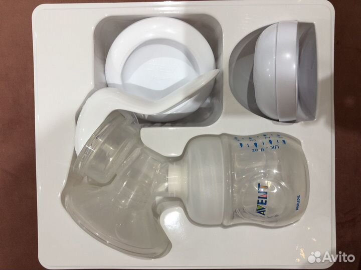 Молокоотсос Avent ручной мало б/у