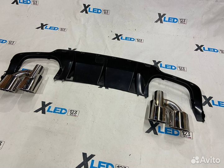 Диффузор Mercedes W204 C63 AMG с насадками хром