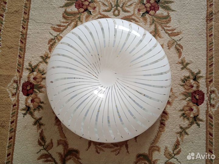 Светильник настенный светодиодный