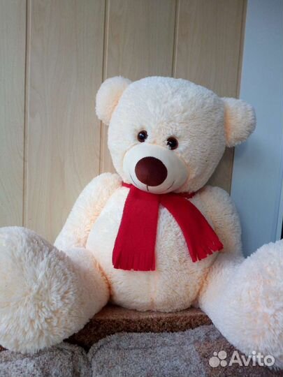 Плюшевый медведь