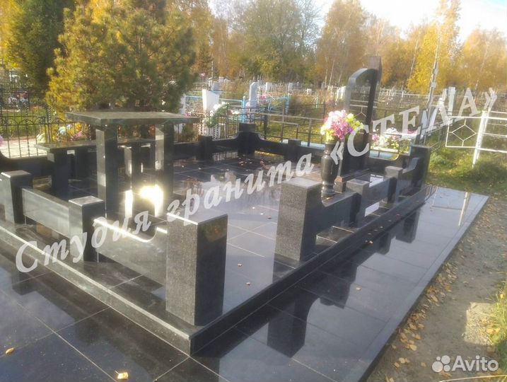 Памятники из гранита. Установка. Облагораживание