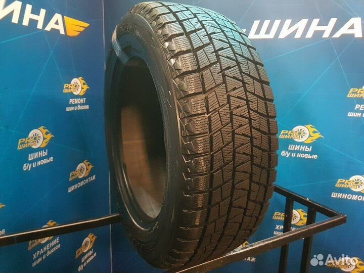 Bridgestone Blizzak DM-V1 255/55 R18