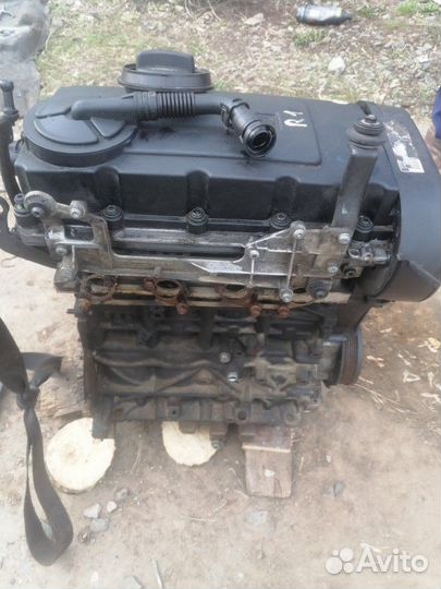 Двигатель Volkswagen Passat B6 2.0 TDI Bkp