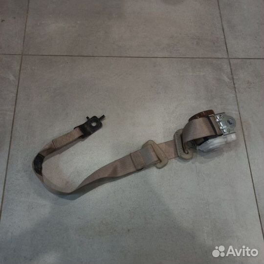 Ремень безопасности задний левый Jeep Grand