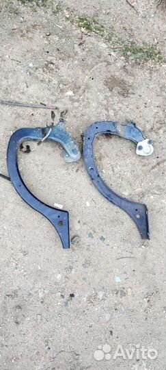 Петли капота и багажника Рено Симбол