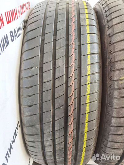 Firestone Roadhawk 215/60 R17 96H