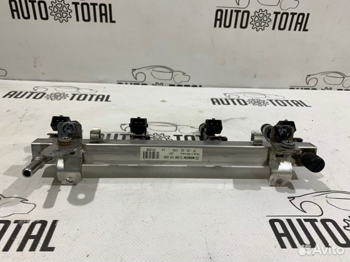 Топливная рампа с форсунками Opel Corsa D Z12XEP