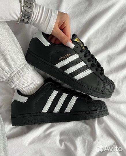 Кроссовки adidas superstar