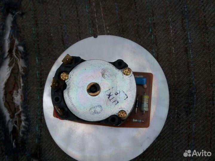 Тахометр и спидометр