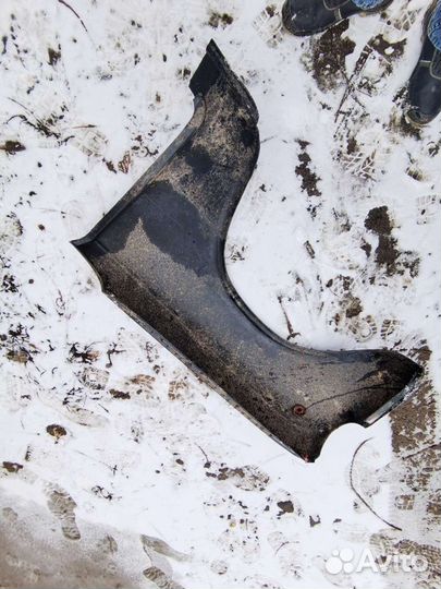 Крыло правое пластик ваз 2101