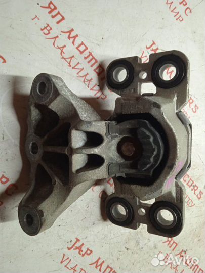 Подушка АКПП Volvo V60 универсал D4204T14 2016