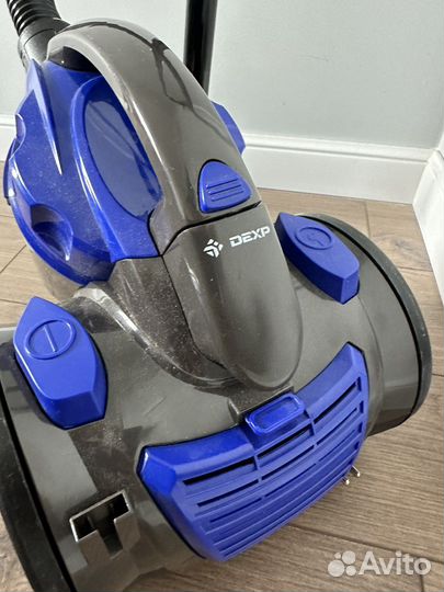 Пылесос Dexp H-1600