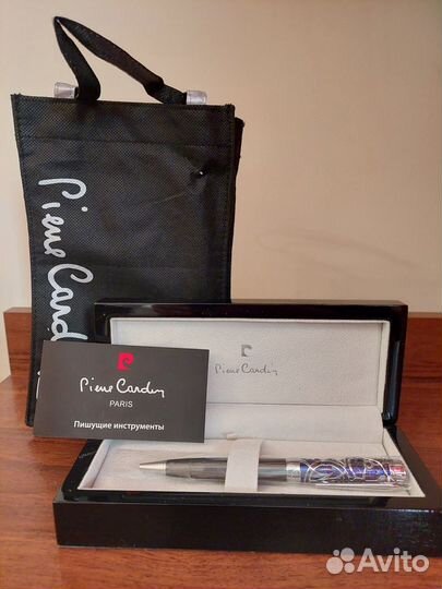 Шариковая ручка Pierre Cardin Lesprit