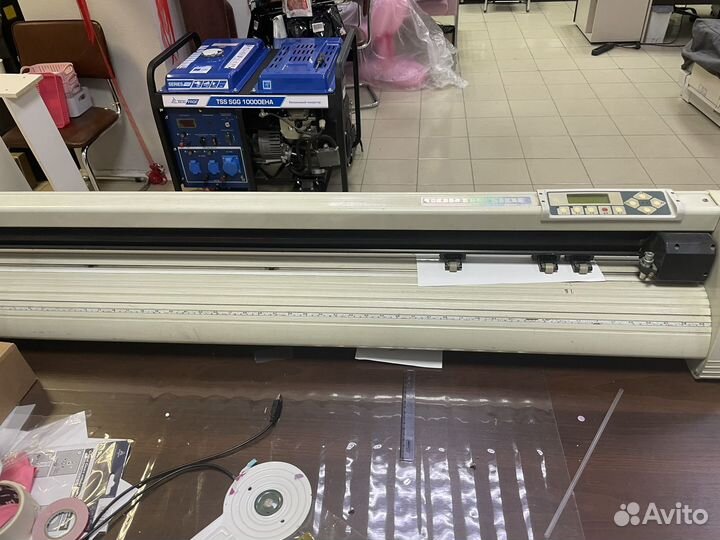 Режущий плоттер dika