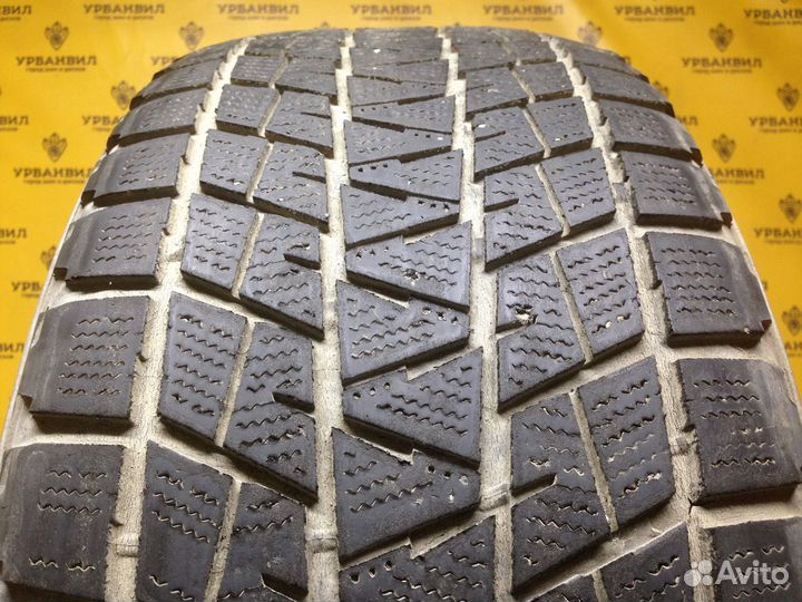 Bridgestone Blizzak DM-V1 285/60 R18