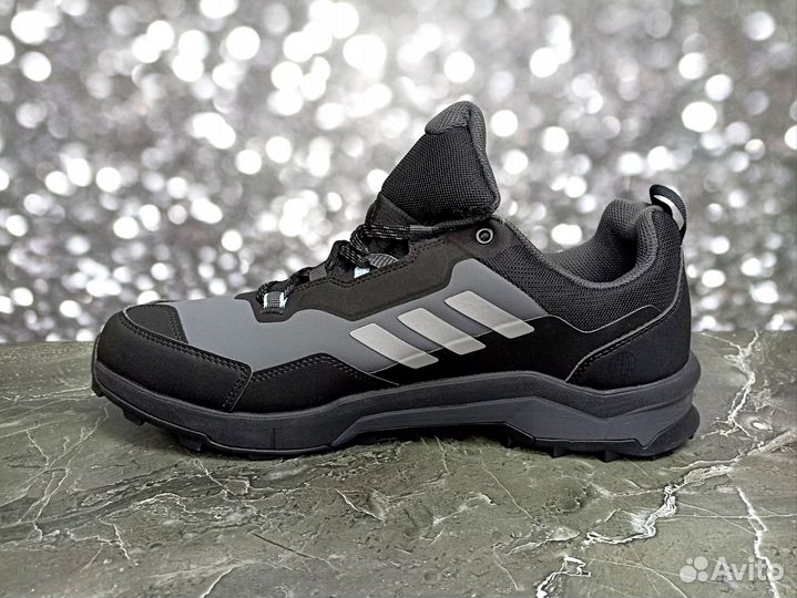 Кроссовки Adidas Terrex великаны