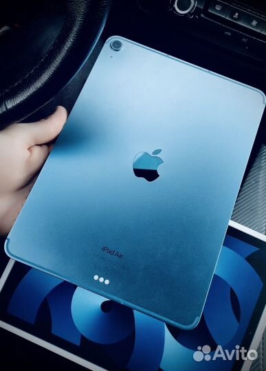Apple iPad Air 5 M1 (2022) с SIM-картой