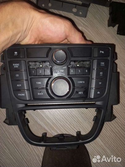 CD 400 Opel astra j gtc Монитор Opel Astra J