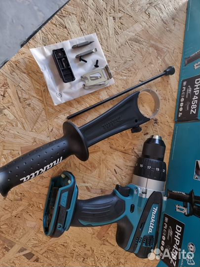 Ударная дрель-шуруповерт LXT Makita DHP458Z