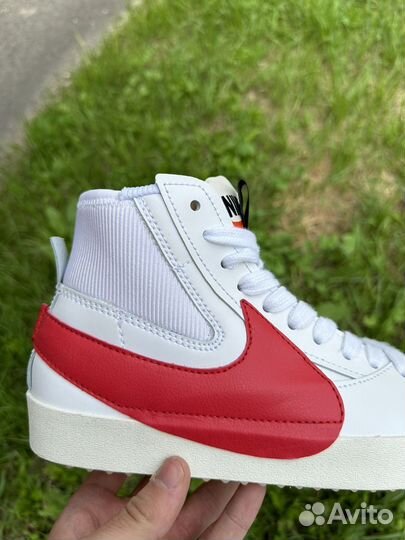 Кроссовки Nike Blazer