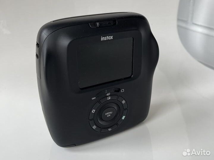 Фотоаппарат моментальной печати Instax Square SQ20