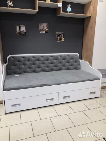 Кровать. Детская комната. Мебель на заказ