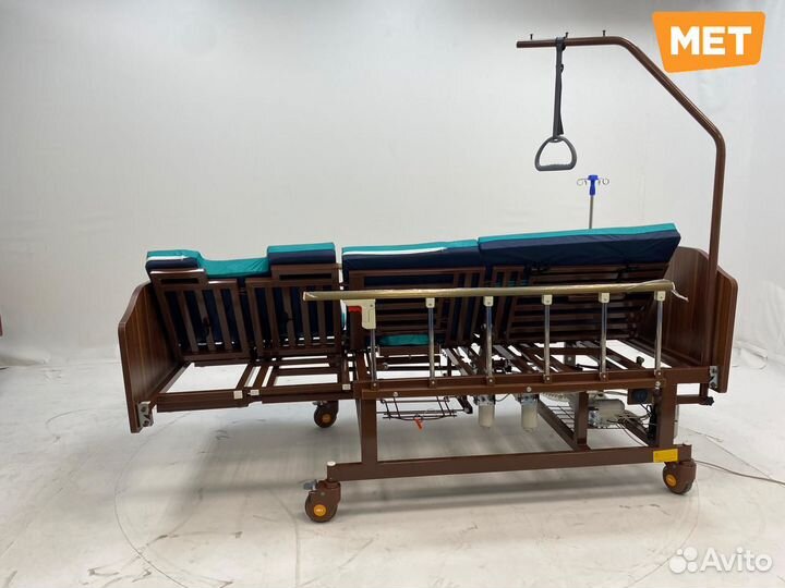 MET Revel L Медицинская удлинённая электро кровать