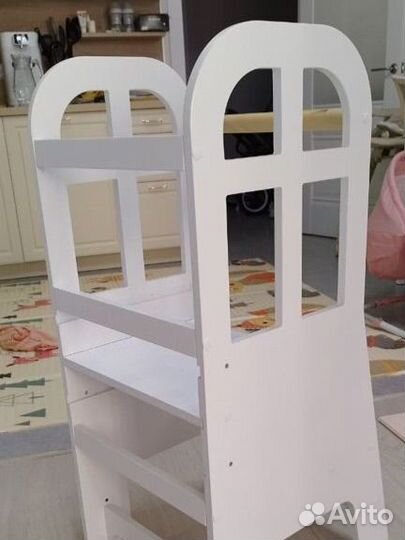 Башня помощника монтессори